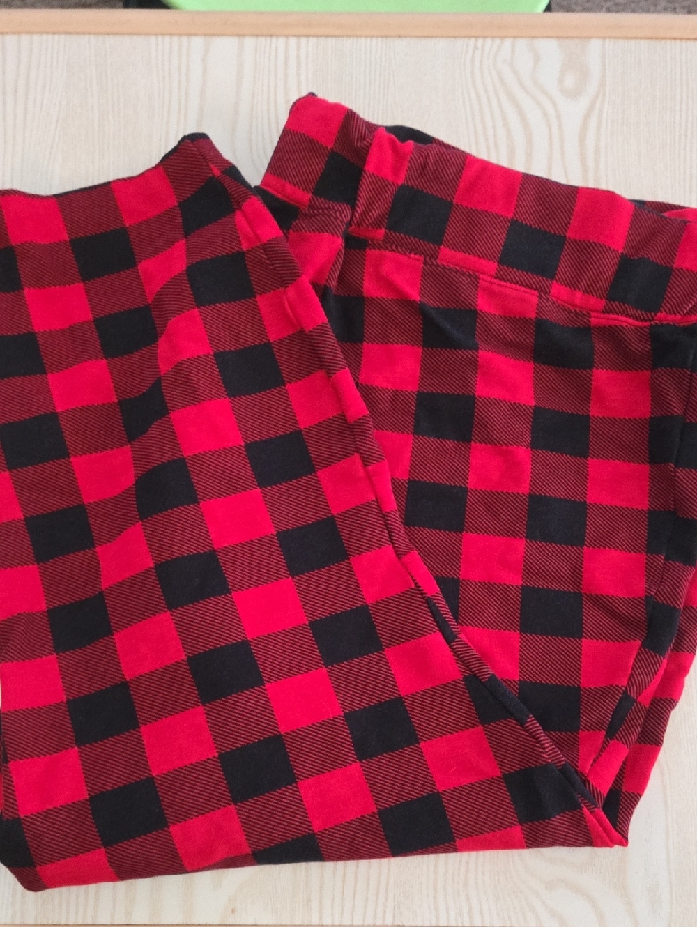 Old Navy Red & Black Buffalo Plaid Leggings